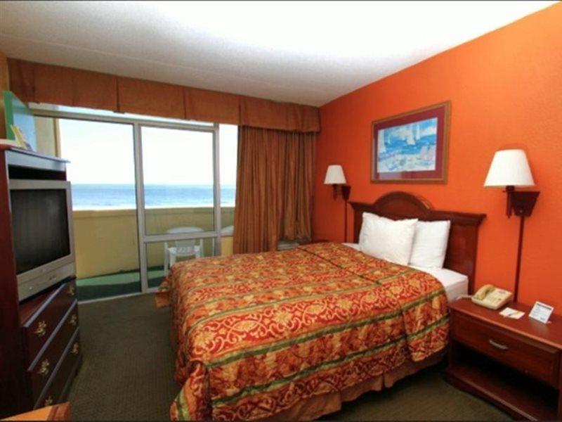 Days Inn By Wyndham Myrtle Beach-Beach Front Buitenkant foto
