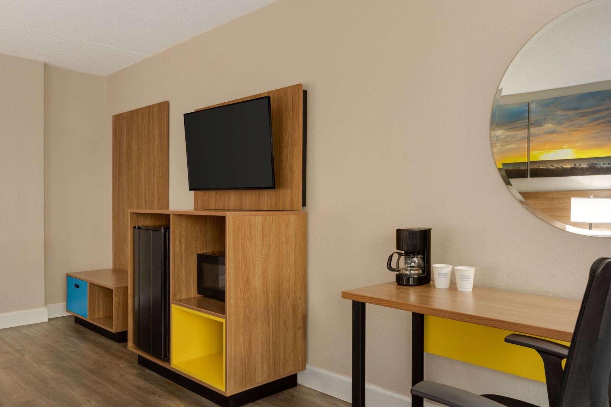Days Inn By Wyndham Myrtle Beach-Beach Front Buitenkant foto