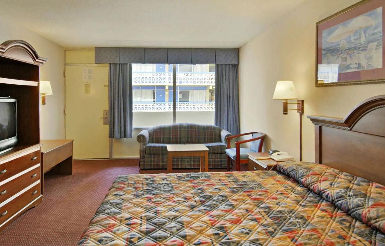 Days Inn By Wyndham Myrtle Beach-Beach Front Buitenkant foto
